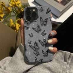Gri Parıltılı Uçuşan Kelebekler Baskılı Silikon Telefon Kılıfı