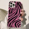 Pembe Tüylü Zebra Deseni Tasarımlı Silikon Telefon Kılıfı