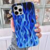Mavi Tutuşan Taşan Alevler Tasarımlı Silikon Telefon Kılıfı