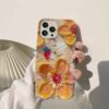 Turuncu Çiçekler Ve Çilek Baskılı Renkli Silikon Telefon Kılıfı