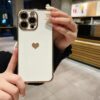 Beyaz Kalp Desenli Parlak Silikon Telefon Kılıfı