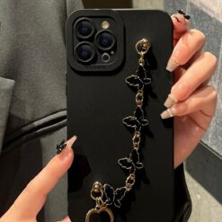 Siyah Renkli Bilek Geçmeli Zincirli Silikon Telefon Kılıfı