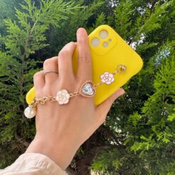 Alternative view of Sarı Renkli Bilek Geçmeli Zincirli Silikon Telefon Kılıfı