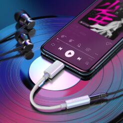 Alternative view of Earldom OT68 Tak Çalıştır Lightning to Aux Dönüştürücü