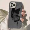 Koyu Temalı Uçan Kelebek Baskılı Silikon Telefon Kılıfı